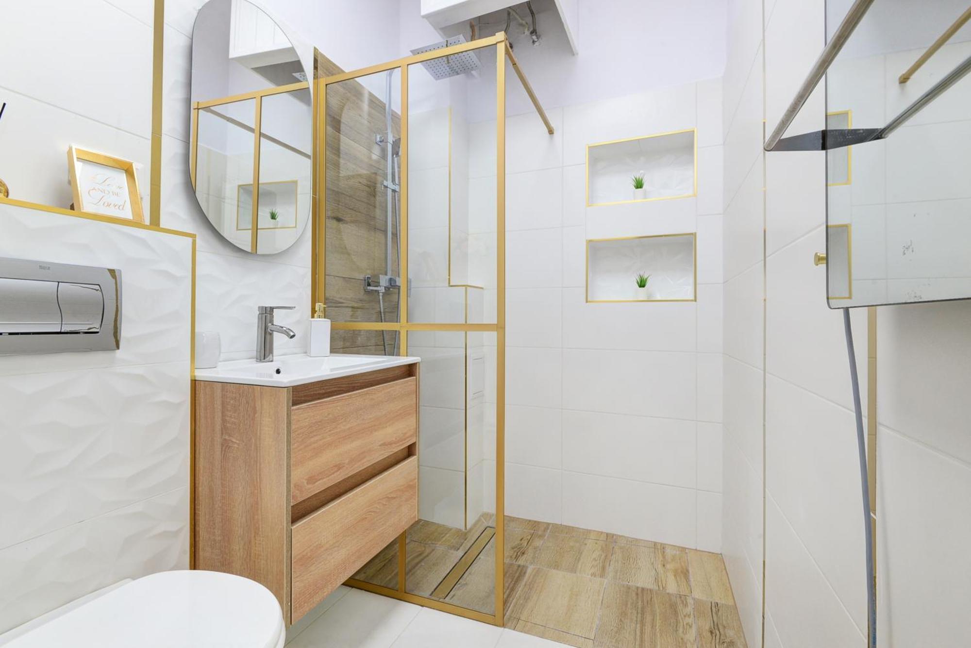 White & Gold Lejlighed Budapest